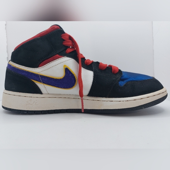 ⭐️5/$25 Air Jordan 1 Mid "Laker Top 3" sneakers Size 7Y - Picture 4 of 10